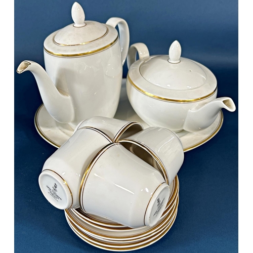 2041 - A collection of Royal Doulton Oxford gold dinner, tea and coffee wares, etc