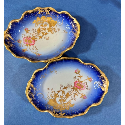 2113 - A pair of small Limoges dishes with blue and gilt ground, small agate dish, Venetian glass vase with... 