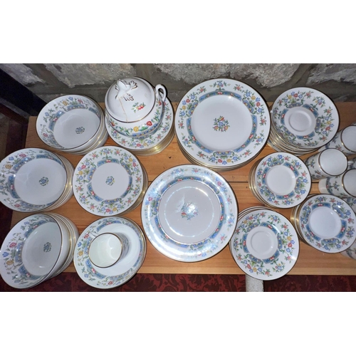 2001 - A large collection of Royal Worcester bone china Mayfield pattern tea, coffee and dinner wares compr... 