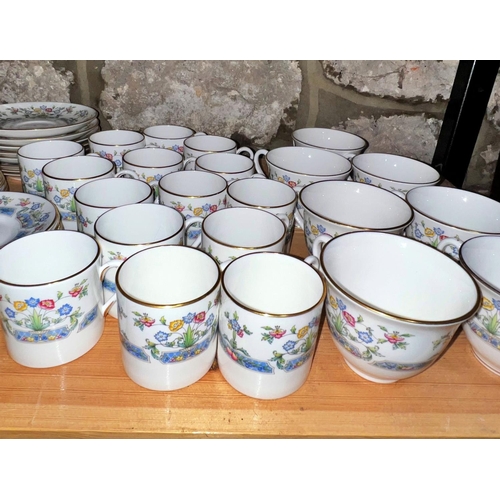 2001 - A large collection of Royal Worcester bone china Mayfield pattern tea, coffee and dinner wares compr... 