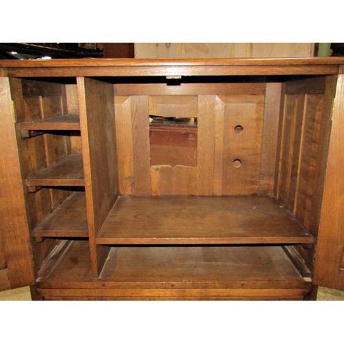 3118 - Good quality reproduction Georgian style low oak side cupboard enclosed by a pair of rectangular fie... 