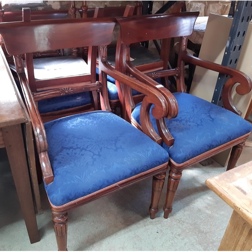 3086 - A set of six (4&2) William IV style mahogany dining chairs with carved splats, upholstered seats on ... 