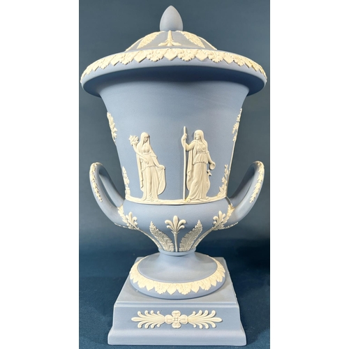 2072 - A Wedgwood blue Jasper ware Grecian vase with cover, 32cm high, in it's original Wedgwood box with f... 