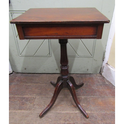 3595 - Simple 19th century mahogany side/lamp table with shallow frieze drawer, turned pillar, quadruped ba... 