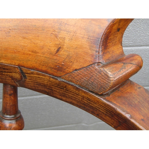 3637 - A perfectly matched set of eight 19th century Windsor smokers bow elbow chairs, in elm and beech, wi... 