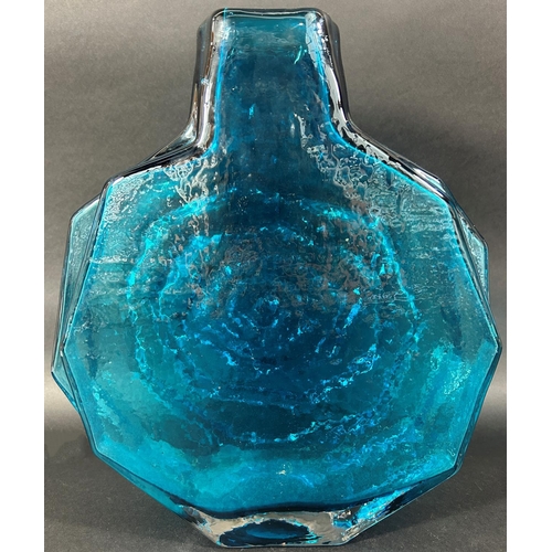 1147 - Whitefriars - Geoffrey Baxter: A Large Textured Range Banjo Glass Vase, in kingfisher blue, 32cm hig... 