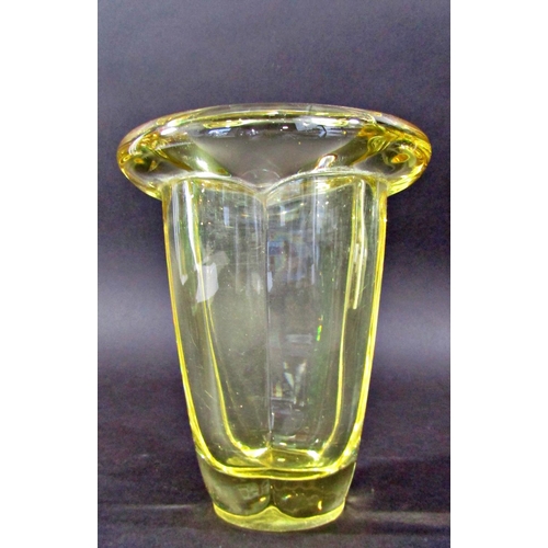 1130 - A Murano Art Glass green Splash vase, a vintage green glass vase with clear base, and a pale amber g... 