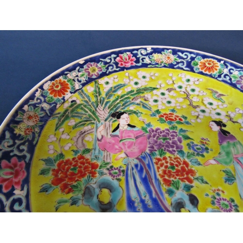 1042 - Three Chinese Porcelain Dishes to Include: two 18th/19th century export dishes, one with hand painte... 