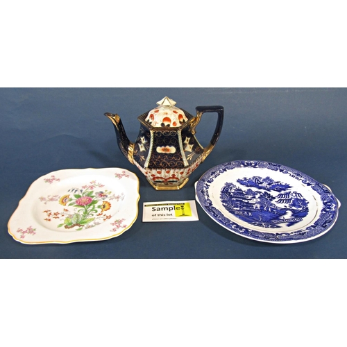 1109 - A quantity of miscellaneous Victorian and later china including book ends, dessert set, Delft table ... 