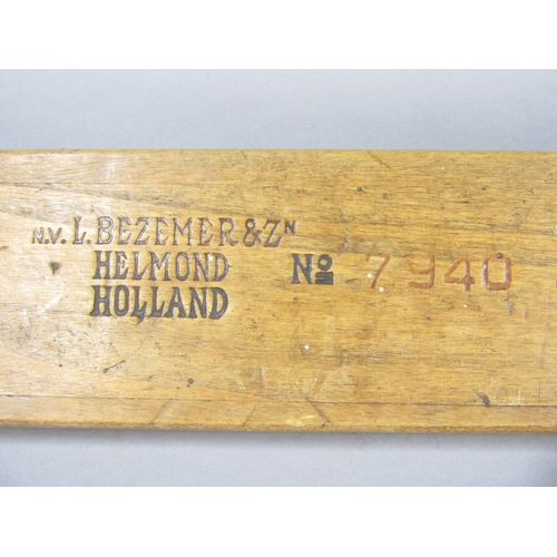 1473 - A Dutch wooden cigar mould for twenty cigars, stamped N.V. L. BEZEMER&Zn HELMOND HOLLAND No 7940, co... 