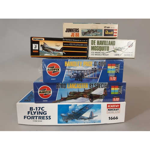 244 - 7 boxed model kits of WW2 aircraft, 1:72 scale including kits by Airfix, Academy, Revell, Matchbox a... 