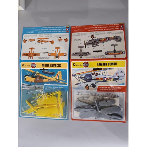 243 - 22 boxed model aircraft kits, mostly 1:72 scale including kits by Novo, Airfix, Aeroclub, Rareplanes... 