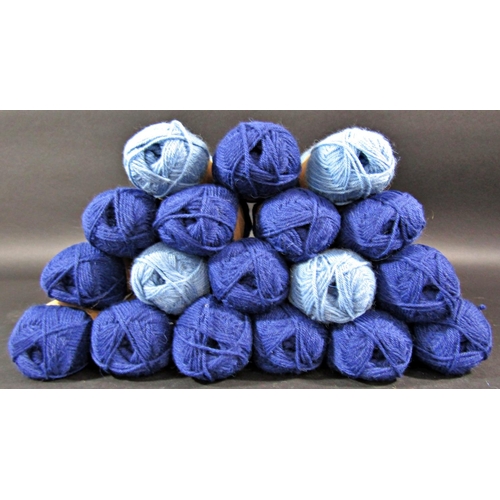 1542 - 60+ Drops 'Lima' alpaca/wool mix balls of wool, various colours including dark blue x 18 and mauve x... 