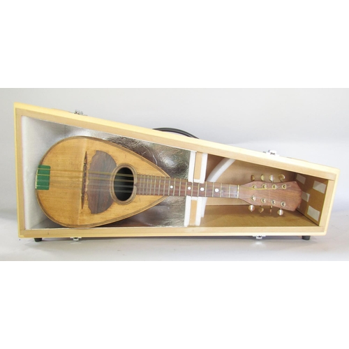 1498 - A F De Mureda of Napoli mandolin, labelled to the interior, 60cm long, complete with bespoke wood an... 