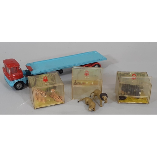 279 - Vintage model vehicles, unboxed, including Corgi Chipperfield circus Menagerie Transporter and Perfo... 