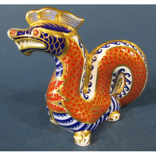 1069 - A Crown Derby dragon (gold stopper)