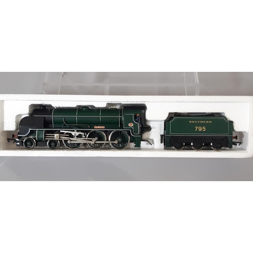 269 - 2 boxed 00 gauge Hornby model railway Southern Rail locomotives including R374 4-6-2 'Spitfire' and ... 