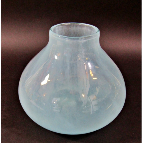 1162 - A Jane Packer heavy pale blue gourd shaped glass vase,18cm high.