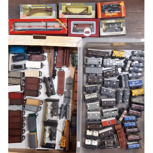 272 - Large collection of 00 gauge model railway rolling stock; includes boxed models by Wrenn, Hornby, Gr... 