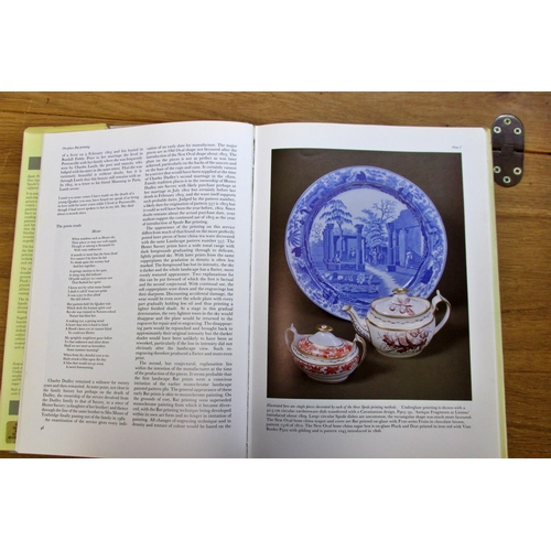 197 - Antique Interest - Art reference books particularly ceramics, Spode, Newhall, Coalport, etc (10 volu... 