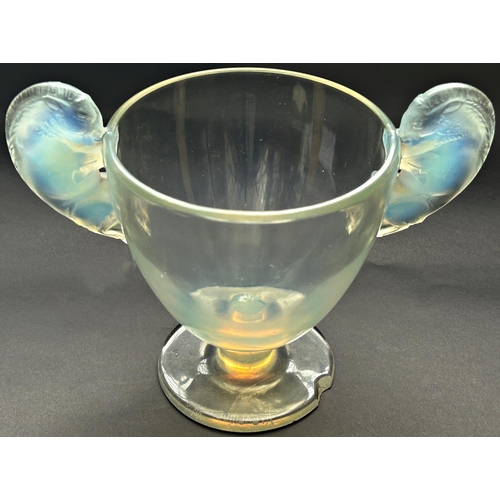 1166 - A Lalique cloudy double ram handled Belier bowl, engraved R. Lalique France , 19cm high (max) by 14.... 