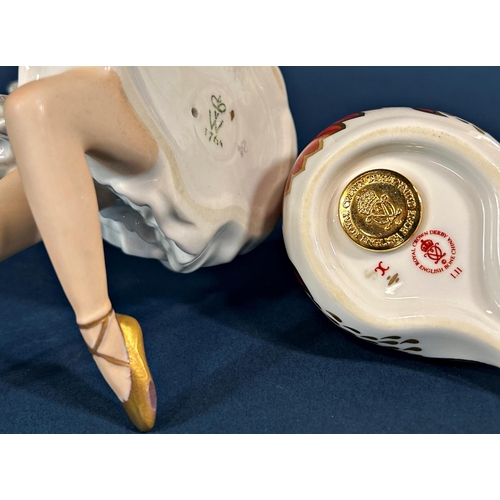 1088 - A Crown Derby figure of a robin (gold stopper) and a further continental figure of a ballerina (2)