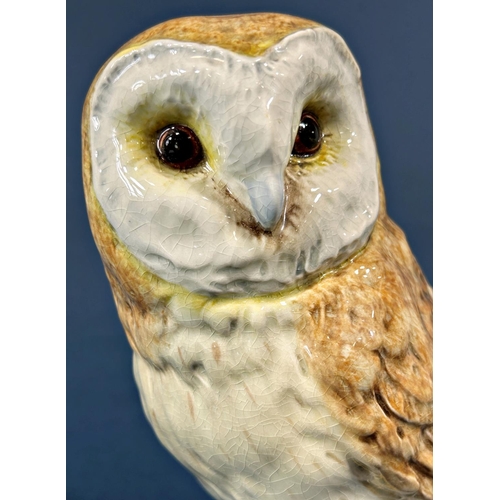 1114 - A Beswick figure of a barn owl