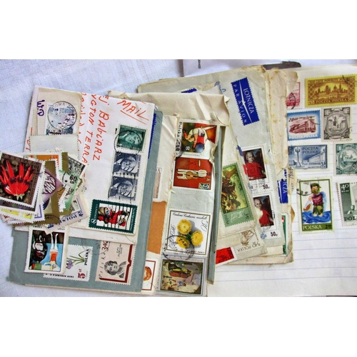 231 - A collection of stamp albums containing worldwide issues, mainly mid-20th century and later, further... 