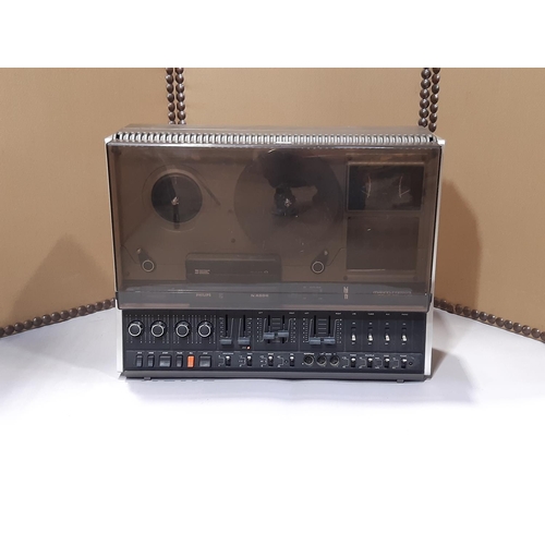 2128 - A Phillips N4506 reel to reel player