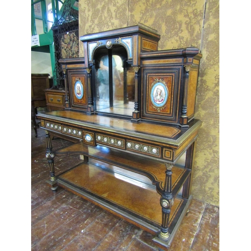 2606 - Good quality 19th century ladies Bonheur du jour, the central drawer fitted with a writing tablet, f... 