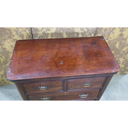 2309 - A small Victorian mahogany chest of two long and two short drawers, 88 cm wide