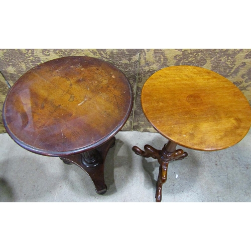 2332 - A small Edwardian centre table with four drop leaves on shaped supports with under gallery, 45cm squ... 