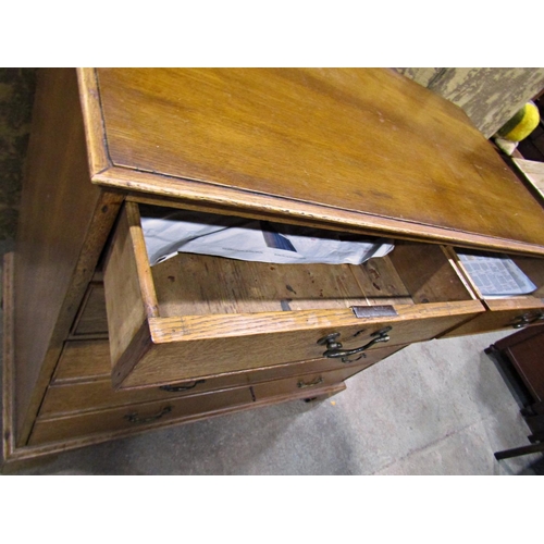 2269 - A Victorian mahogany chest of four long and two short drawers on bracket supports and brass swan nec... 