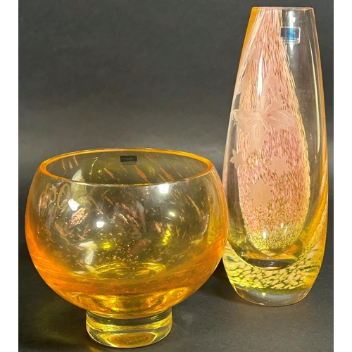 1171 - Four Caithness amber glass vases, six similar champagne bowls, two crimped glass dishes, a Dartingto... 