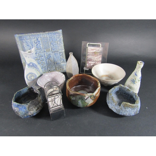 1168 - Collection of Studio pottery ware including works by Richard Dewa, Andrew Pulin, Jan Lewin-Cadogan, ... 