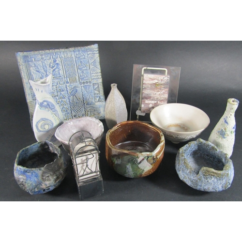 1168 - Collection of Studio pottery ware including works by Richard Dewa, Andrew Pulin, Jan Lewin-Cadogan, ... 