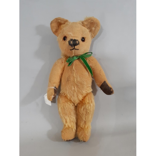 401 - 2 mid 20th century Teddy Bears, both approx 41cm tall with jointed body, stitched nose and mouth and... 