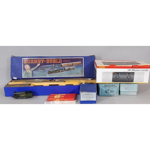 408 - Hornby Dublo Train Set; 1930-41 EDG7 Tank Goods Set comprising 0-6-2 Southern green Tank Loco No.295... 