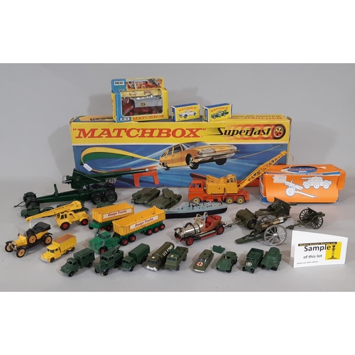 414 - Collection of mixed model vehicles, most unboxed, including military vehicles and guns by Crescent, ... 