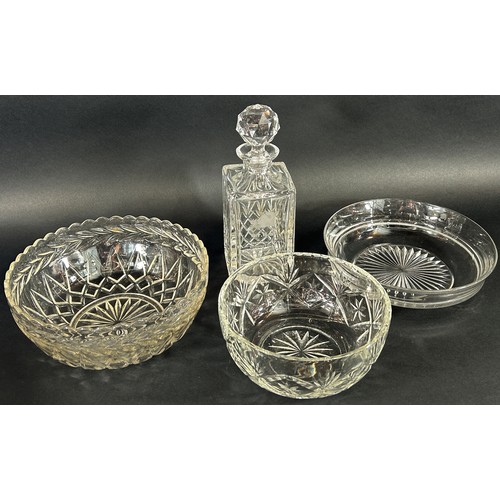 1206 - A mixed selection of glass ware including Victorian style etched glasses, small green base glass jug... 