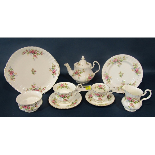 1008 - A Royal Albert Moss Rose pattern tea service, together with four Wedgwood Jasperware pieces
