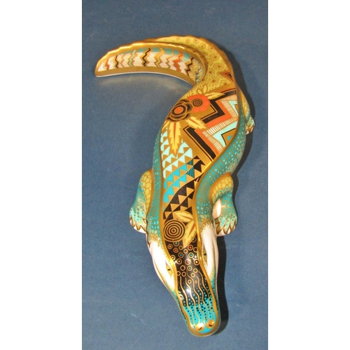 1123 - A Royal Crown Derby figure of an alligator