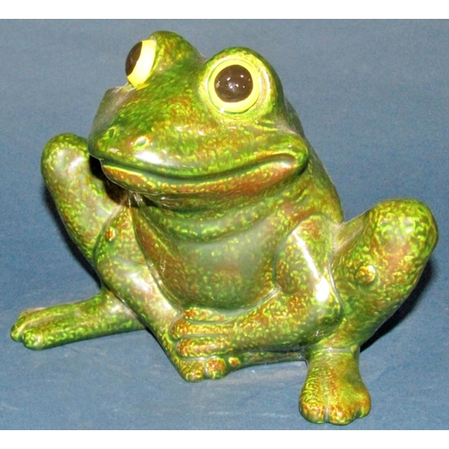 1154 - A small collection of humorous studio wares to include a frog, etc,