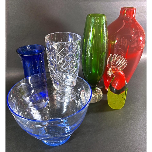 1212 - A mixed selection of mid to late 20th century glassware to include a tall red vase, a pale blue frui... 