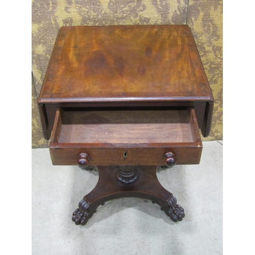 2389 - A Regency mahogany ladies work table with two drop leaves over a single frieze drawer and wool bag, ... 