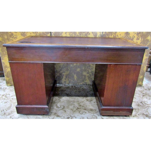 2306 - An inlaid Edwardian mahogany kneehole writing desk crossbanded in satinwood fitted with nine drawers... 