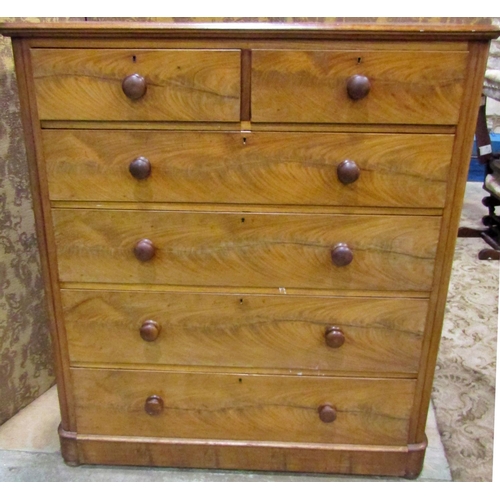 2324 - A good quality and substantial Victorian mahogany chest of four long and two short graduated drawers... 