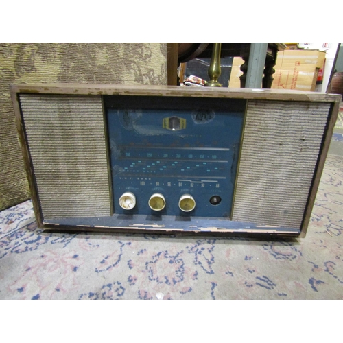 2127 - A vintage valve radio RA Field type, together with a further Bakelite cased Bush radio type 80, a HM... 