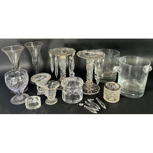 1135 - An interesting mixed collection of glass items, to include a small Whitefriars coffin vase (13cm hig... 