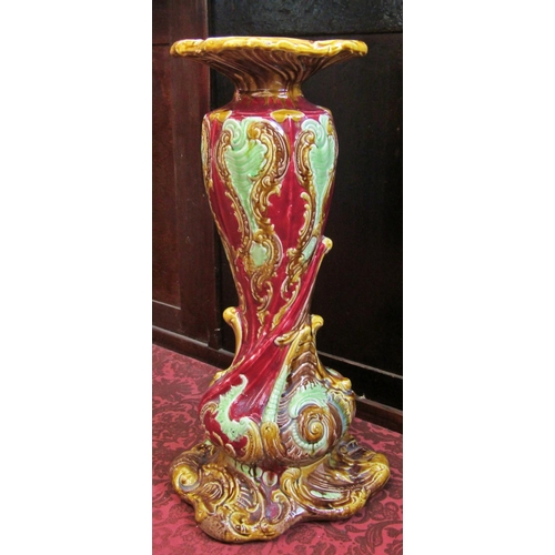 1069 - A 19th century Majolica type jardiniere stand, 62 cm high